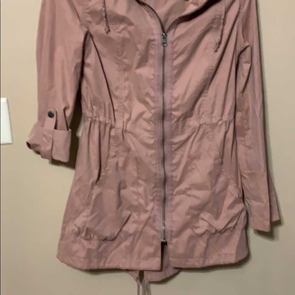 Mossimo Water Resistant Lightweight Rain Jacket - Picture 4 of 8